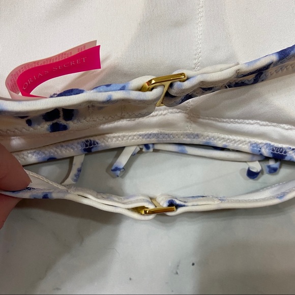 Victoria’s Secret Tye Dye Fringe Convertible Swim - Picture 6 of 7